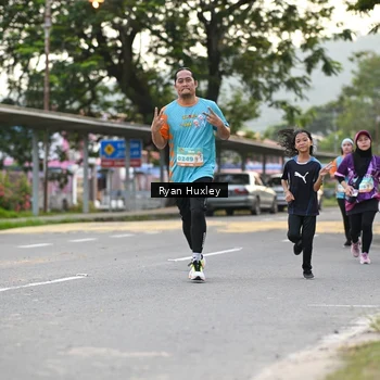 Runner Photo 8234190