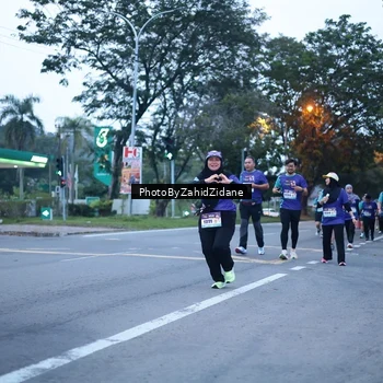 Runner Photo 8234195