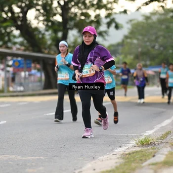 Runner Photo 8234198
