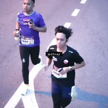 Runner Photo 8234199