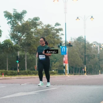 Runner Photo 8234200