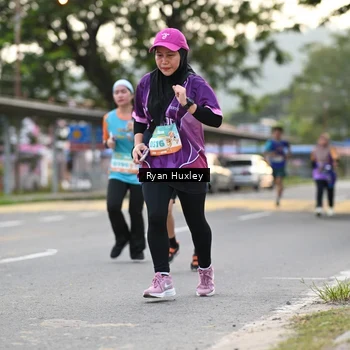 Runner Photo 8234203