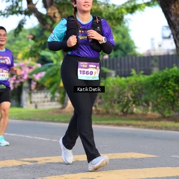 Runner Photo 8234217
