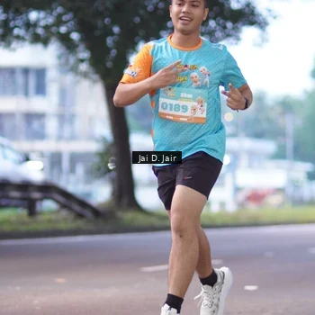 Runner Photo 8234222