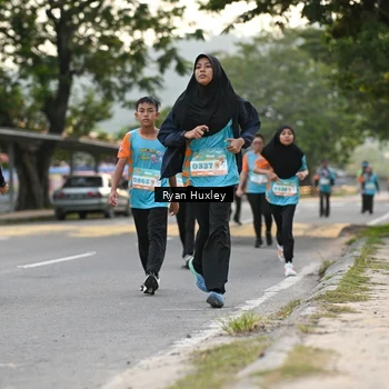 Runner Photo 8234230