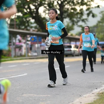 Runner Photo 8234240