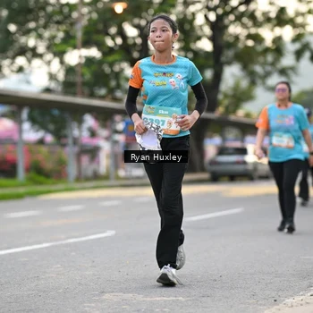 Runner Photo 8234242