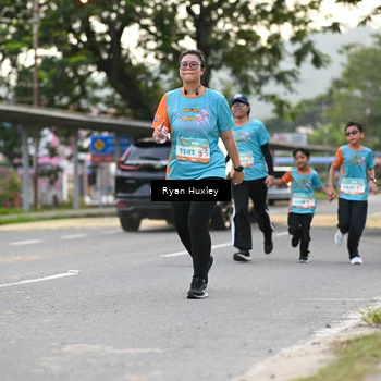 Runner Photo 8234251
