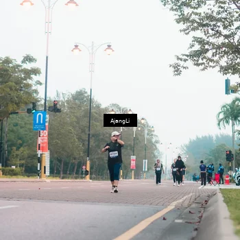 Runner Photo 8234257