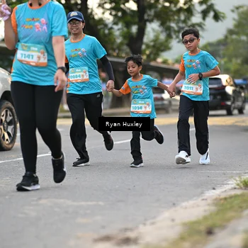 Runner Photo 8234258
