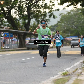 Runner Photo 8234275