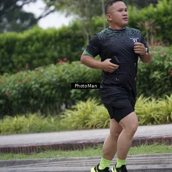 Runner Photo 8234299