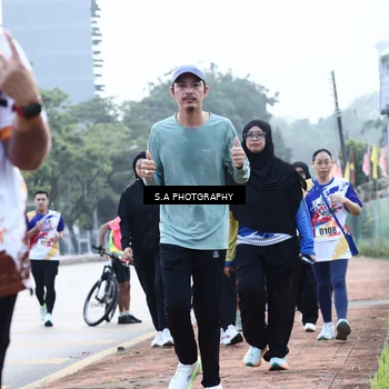 Runner Photo 8234305