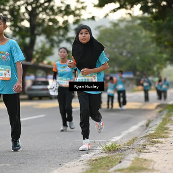 Runner Photo 8234313