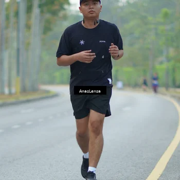 Runner Photo 8234333