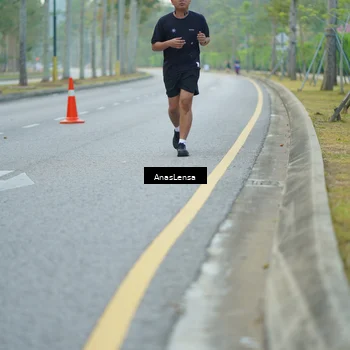 Runner Photo 8234343
