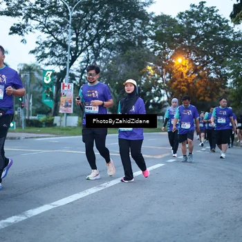 Runner Photo 8234349