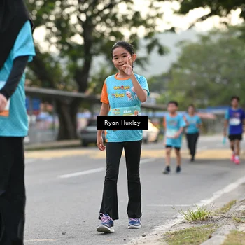 Runner Photo 8234351