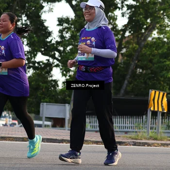 Runner Photo 8234355