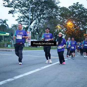 Runner Photo 8234357
