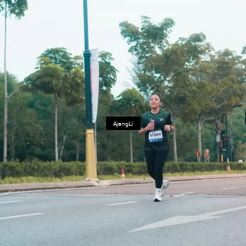 Runner Photo 8234363