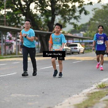 Runner Photo 8234369