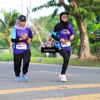 Runner Photo 8234371