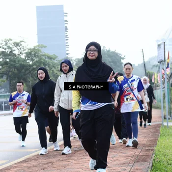 Runner Photo 8234385