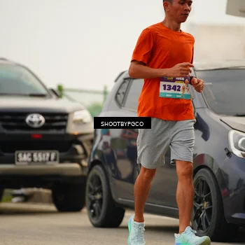 Runner Photo 8234391