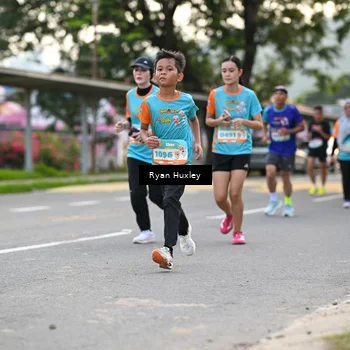 Runner Photo 8234393