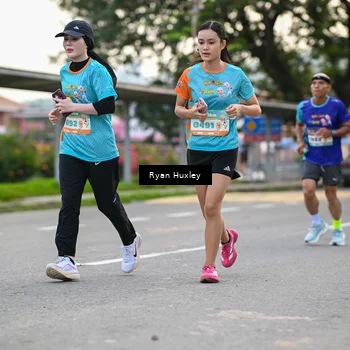 Runner Photo 8234394