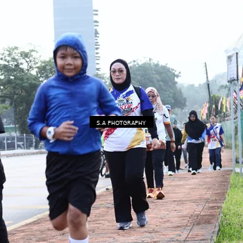 Runner Photo 8234395