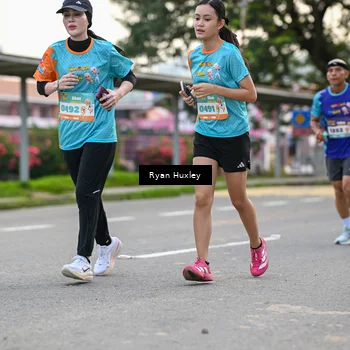 Runner Photo 8234399