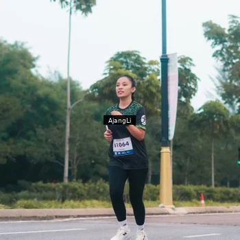 Runner Photo 8234405