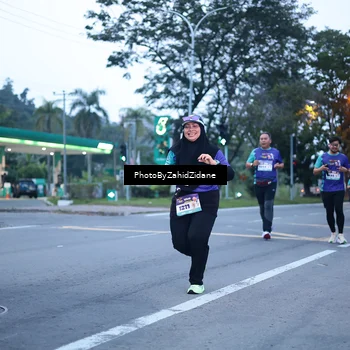 Runner Photo 8234412