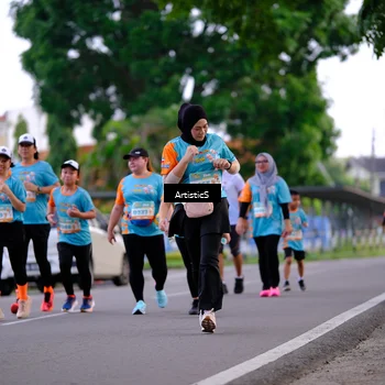Runner Photo 8234432