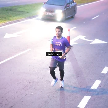 Runner Photo 8234459