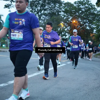 Runner Photo 8234506