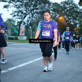 Runner Photo 8234515