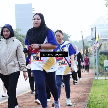 Runner Photo 8234528