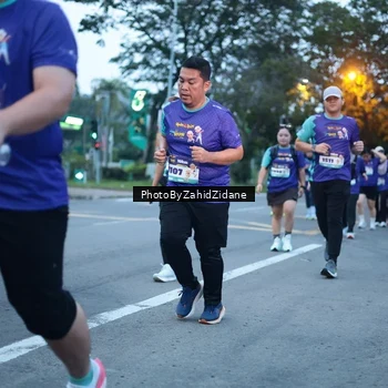 Runner Photo 8234548