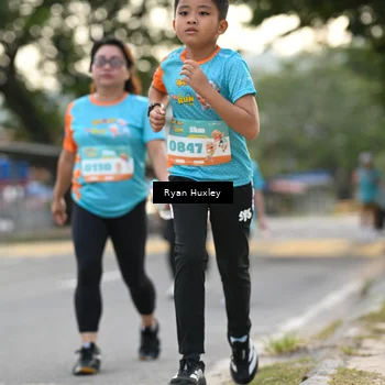 Runner Photo 8234551