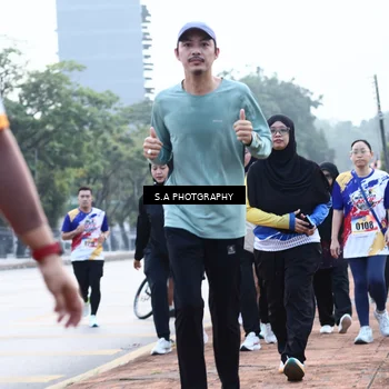 Runner Photo 8234555