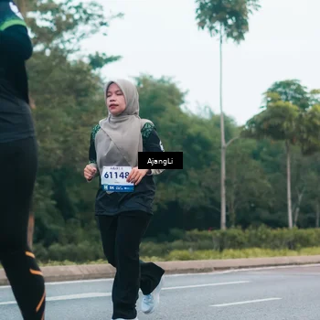 Runner Photo 8234556