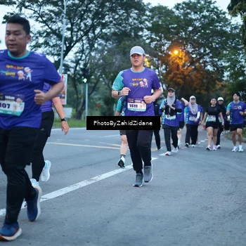 Runner Photo 8234592