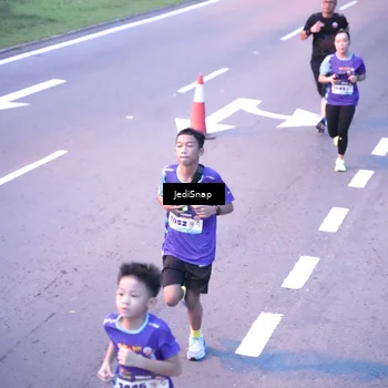 Runner Photo 8234605