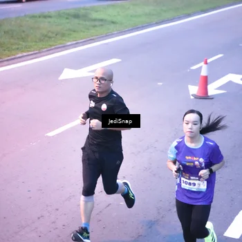 Runner Photo 8234610