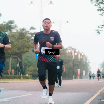 Runner Photo 8234613