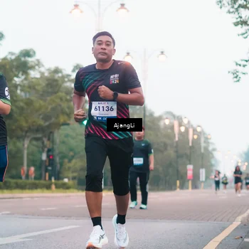 Runner Photo 8234617