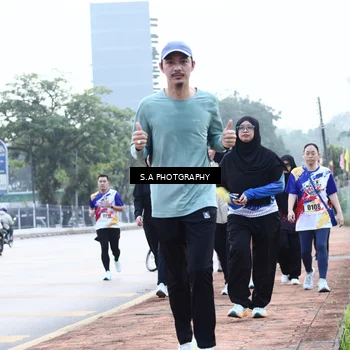 Runner Photo 8234618